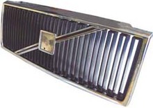 Volvo 940, Grille assembly Black with Chrome molding 9152527