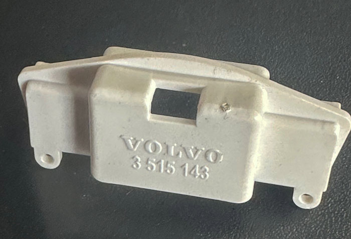 2c279c63